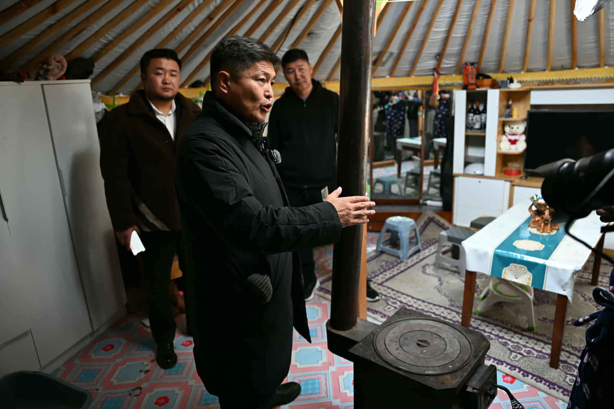 Х.Нямбаатар: Ирэх жил нийслэл,хагас коксон түлшний үйлдвэр барина